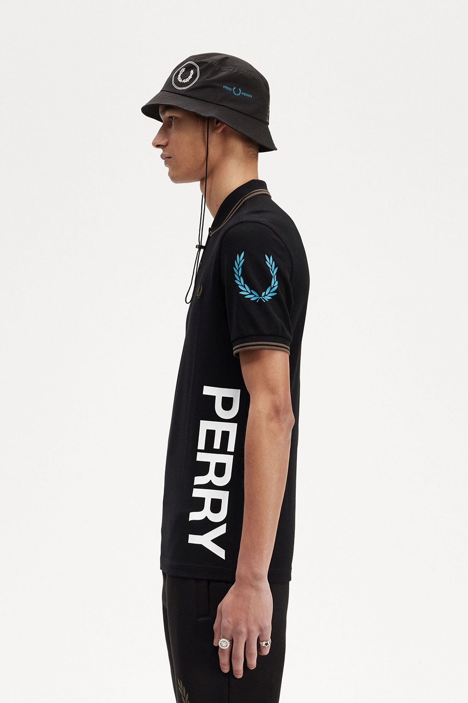 Graphic Branded Fred Perry Shirt(XS 102：BLACK): | FRED PERRY 