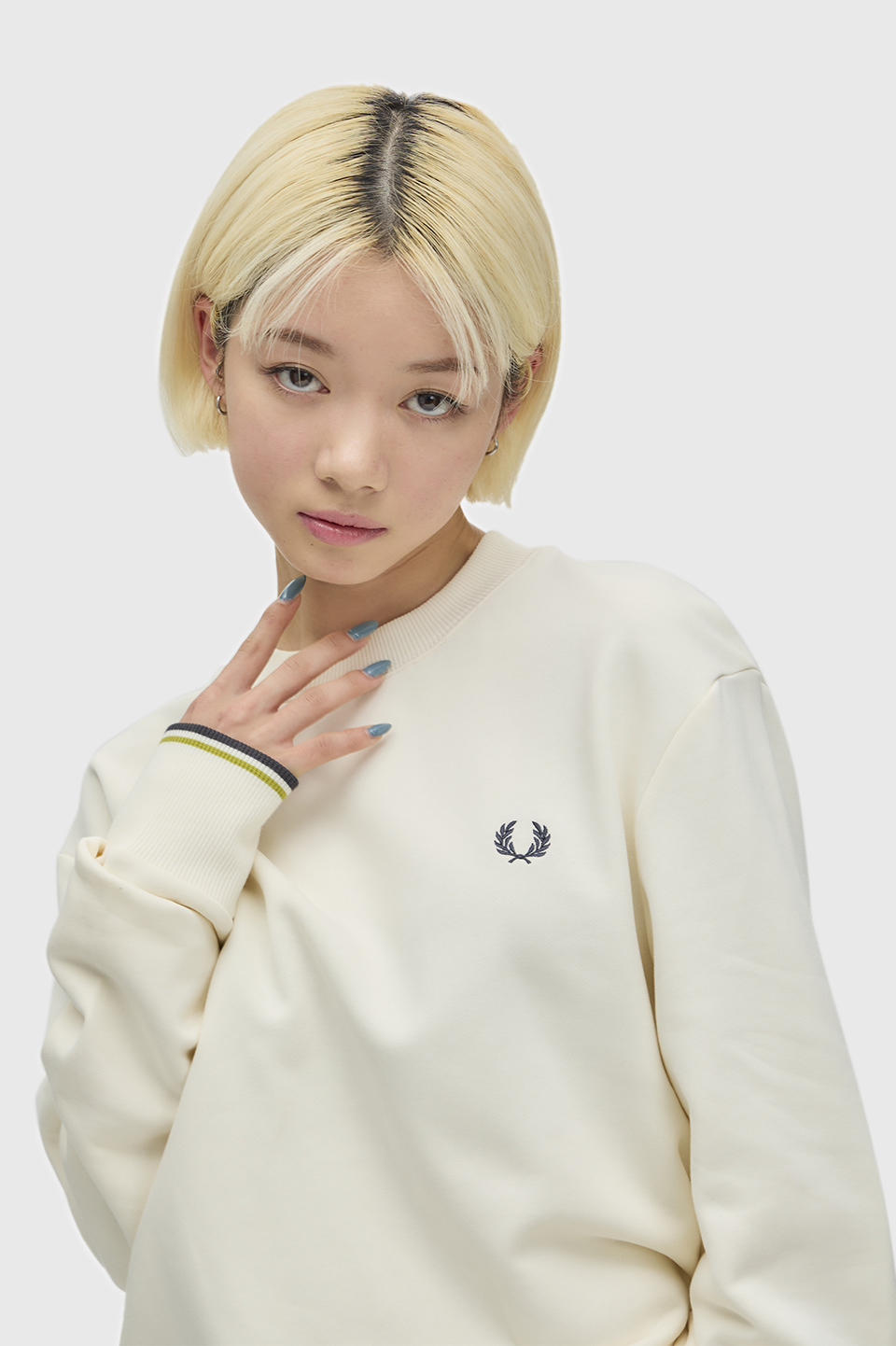 モデル:H163 B85 W58 H85 着用サイズ:M