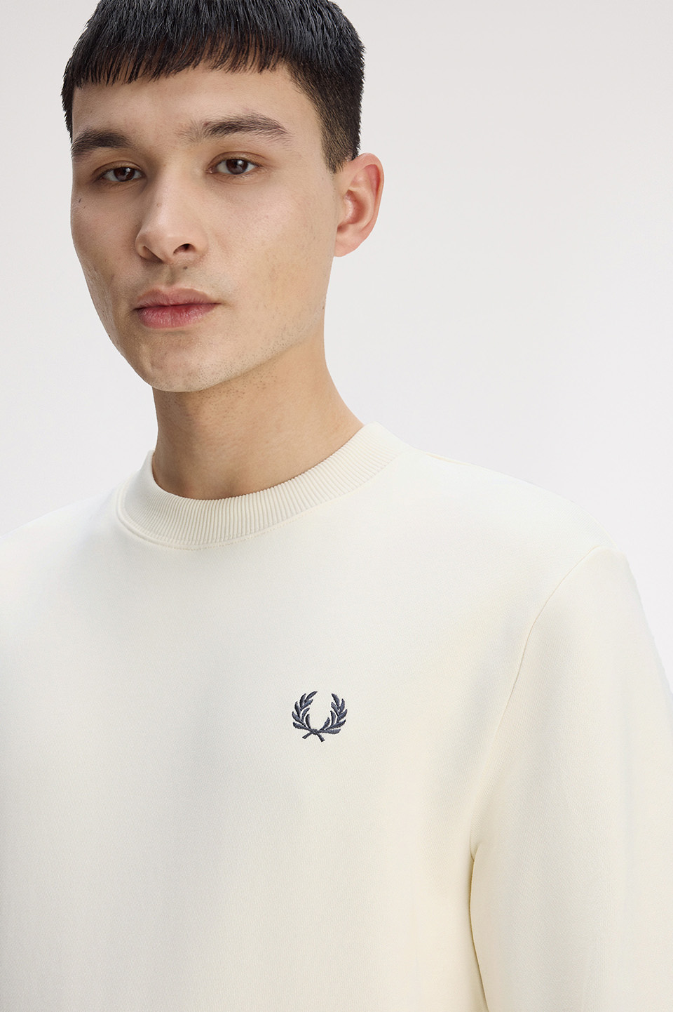 モデル:H183 着用サイズ:M