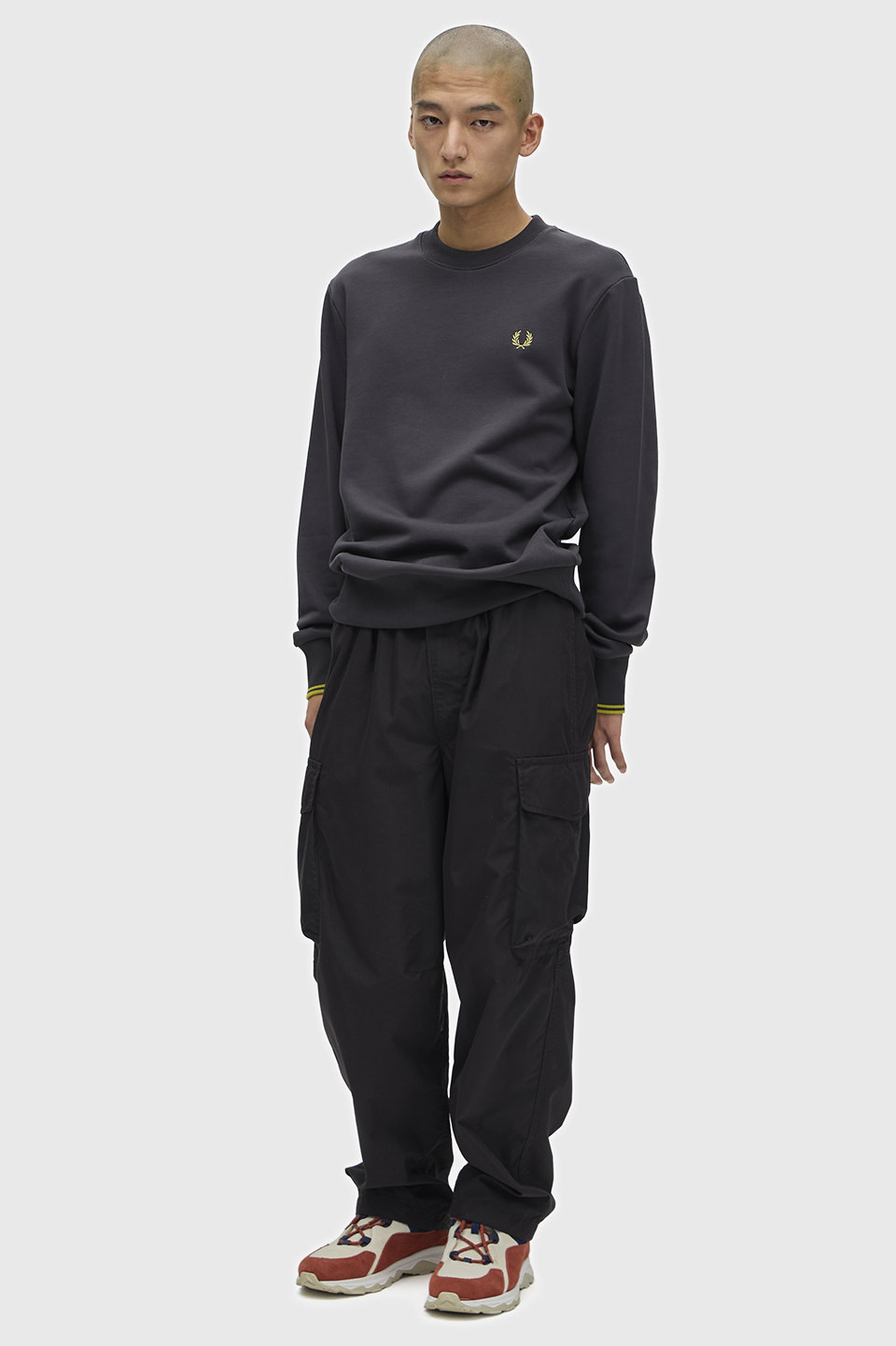 モデル:H178 B84 W67.5 H85 着用サイズ:M