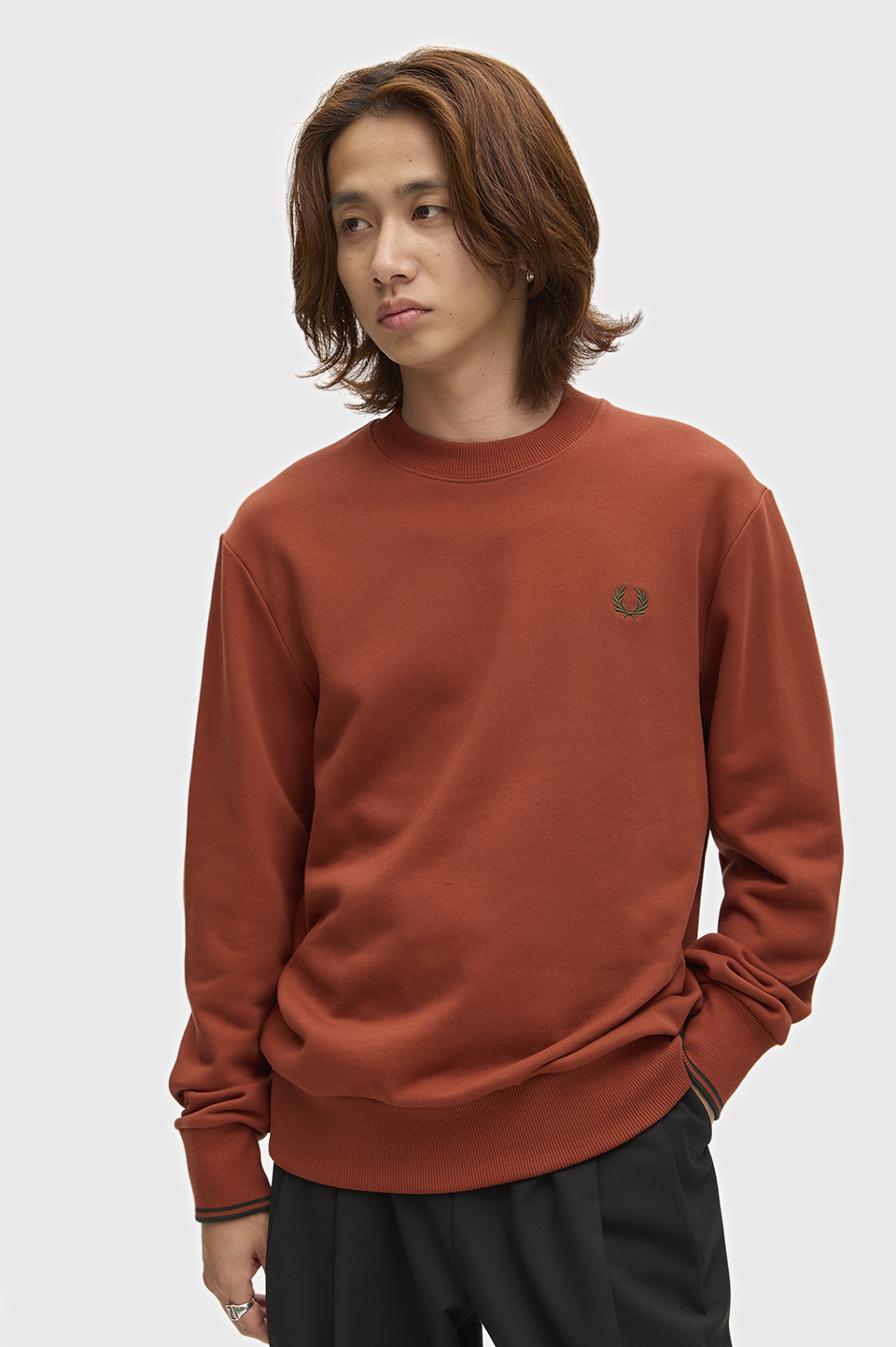 モデル:H175 B85 W70 H88 着用サイズ:M