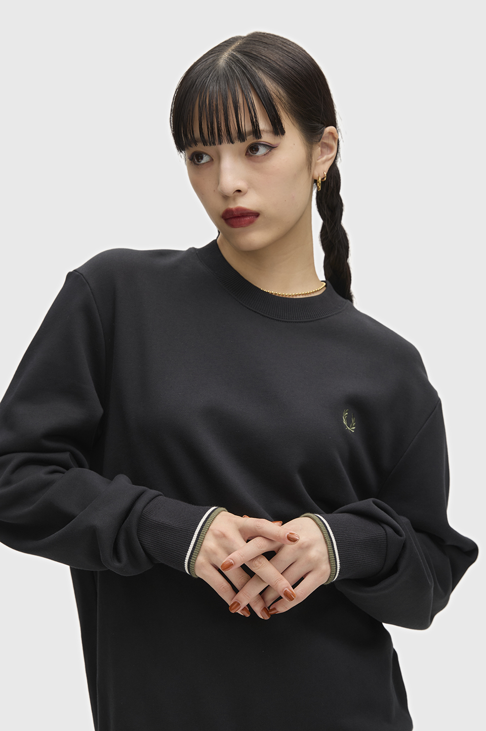 Crew Neck Sweatshirt W54:BLACK / ECRU / LAUREL WREATH XL