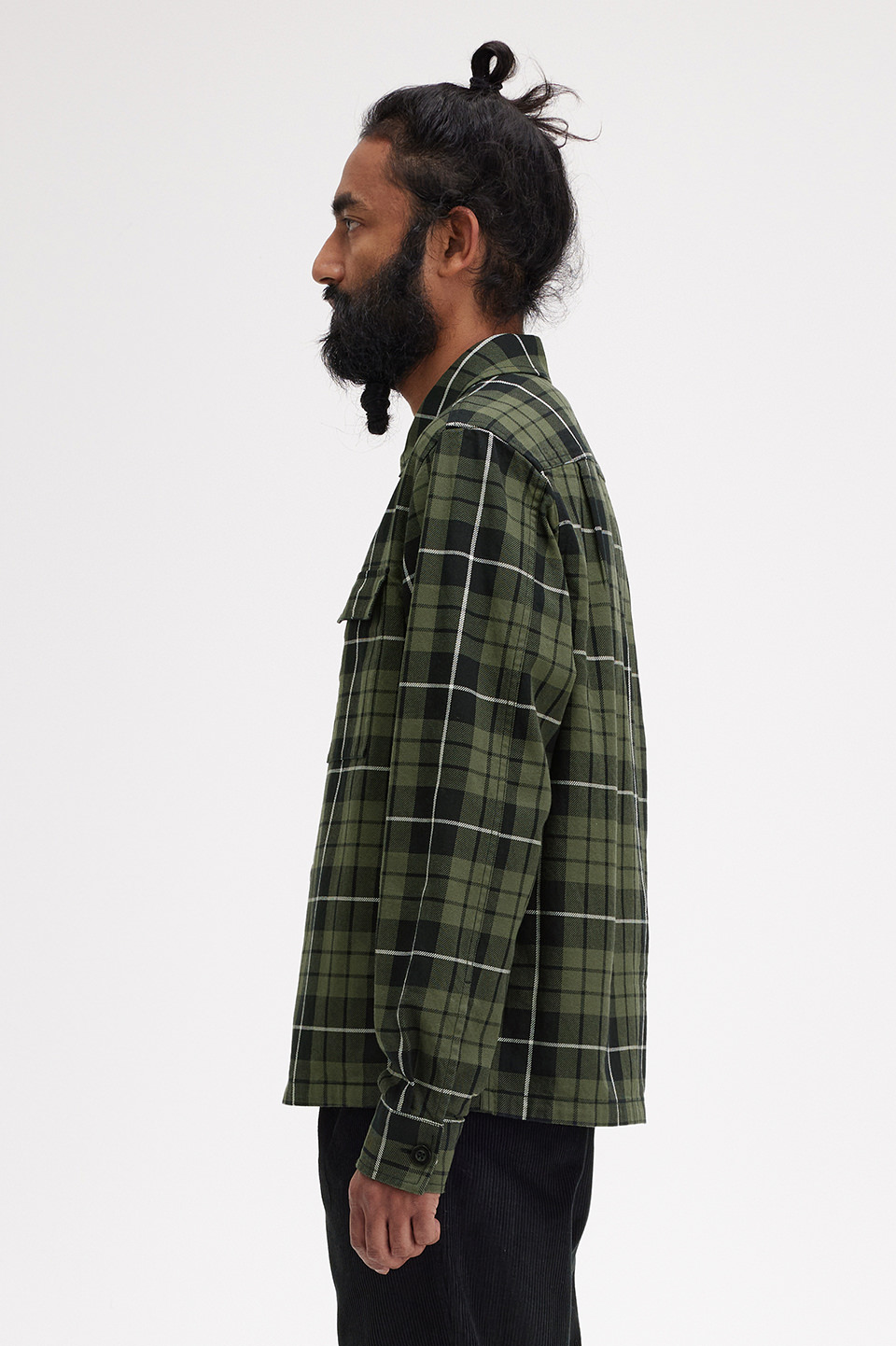 FRED PERRY（フレッドペリー）ミリタリーシャツジャケット　オリーブ　L フレッドペリー Fred Perry ミリタリーシャツ ローレルリーフ