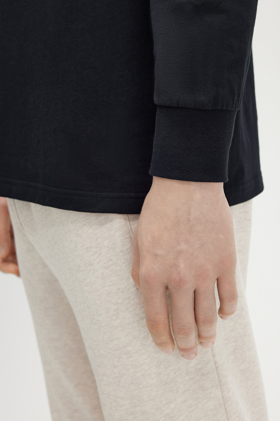 Long Sleeve Crew Neck T-Shirt(S 102：BLACK): | FRED PERRY JAPAN 