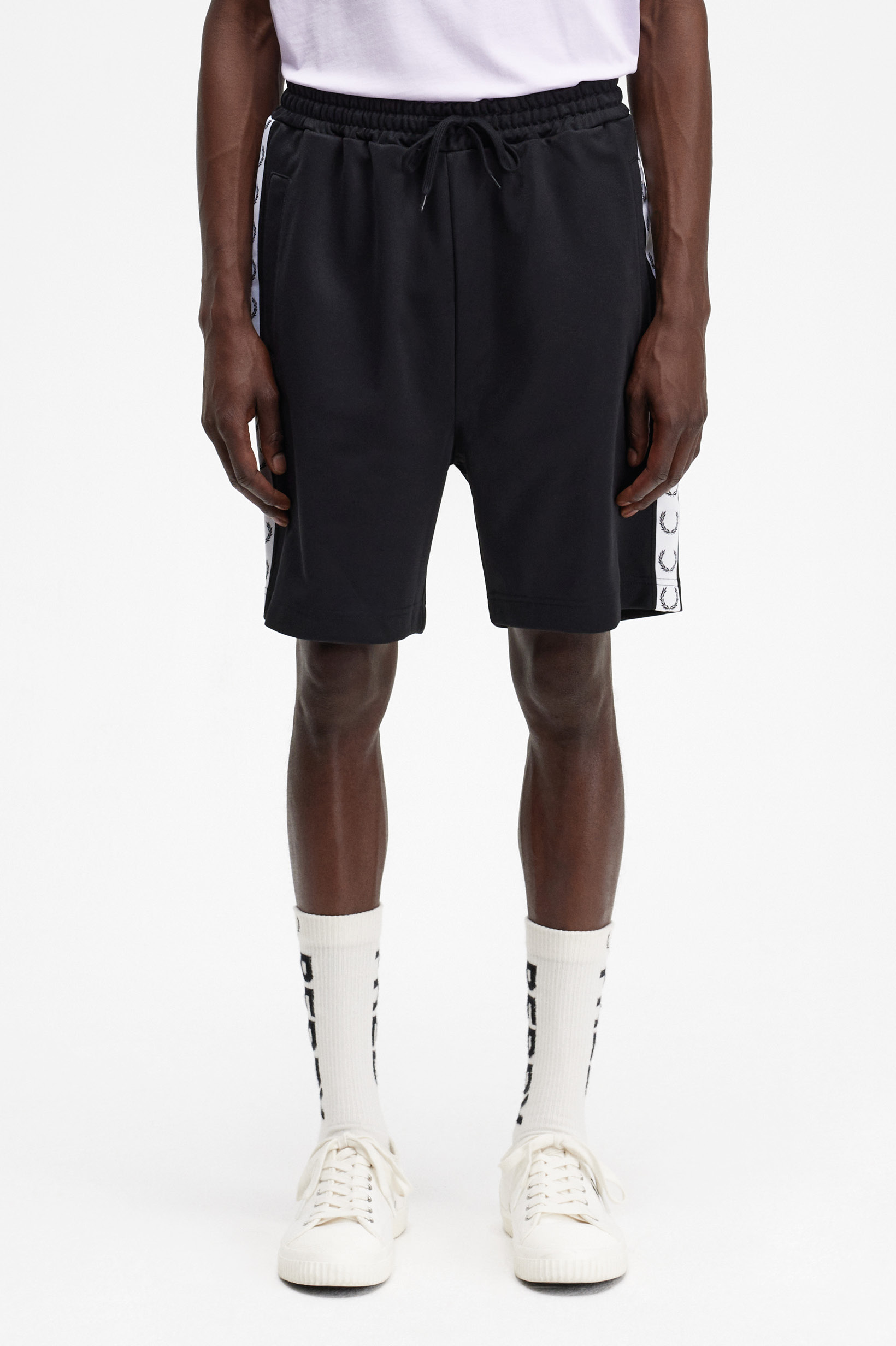専門店の安心の1ヶ月保証付 【FRED PERRY】Taped Tricot Short