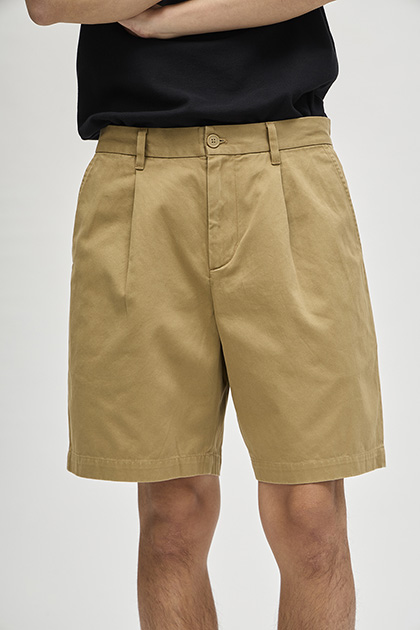Long Pleated Shorts