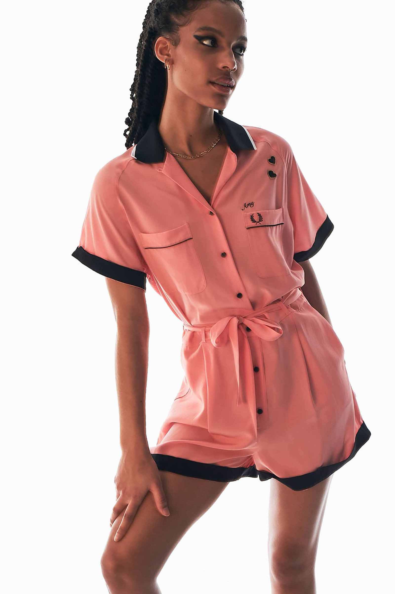 Amy Winehouse Printed Fred Perry Shirt(10 X19：ULTRA VIOLET): | FRED PERRY  JAPAN | フレッドペリー日本公式サイト