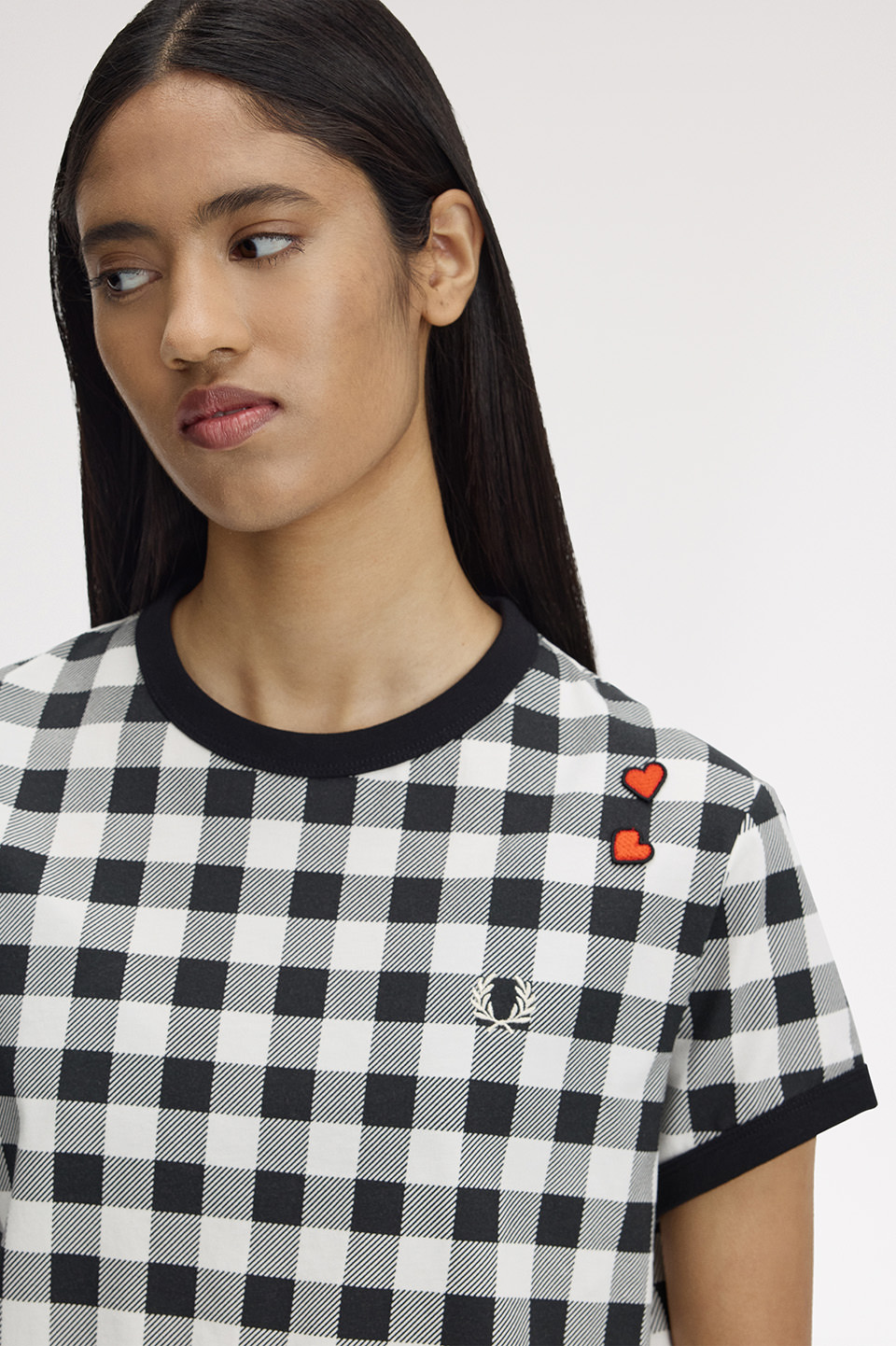 Amy Winehouse Printed T-Shirt(10 760：LIGHT ECRU): | FRED PERRY
