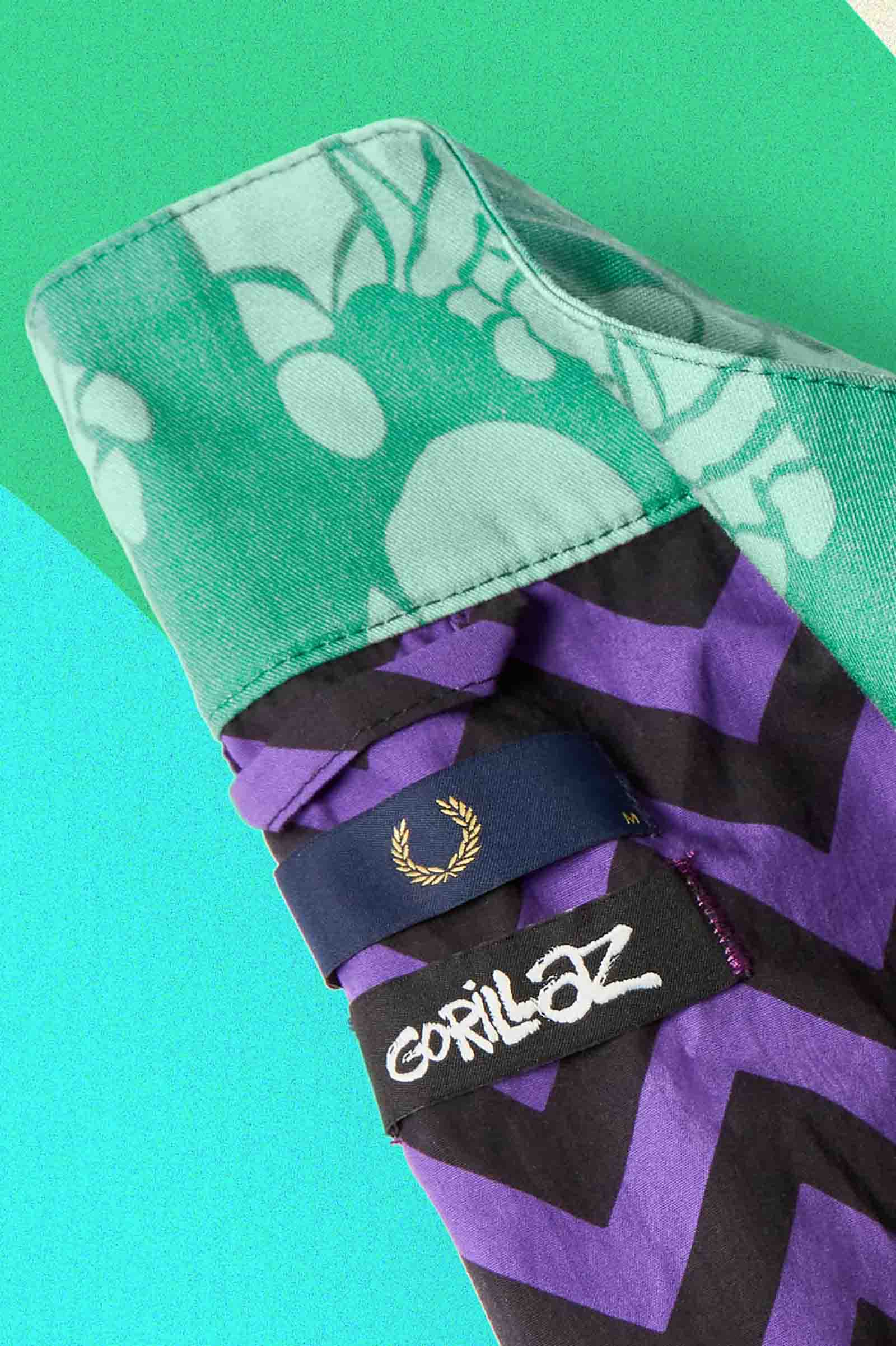 Gorillaz Printed Harrington(S 824:FERN GREEN): | FRED PERRY JAPAN Gorillaz Printed Harrington(S 824:FERN GREEN): | FRED PERRY JAPAN