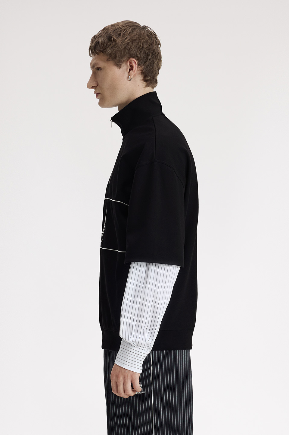 モデル:H186 B92.5 W70 着用サイズ:M