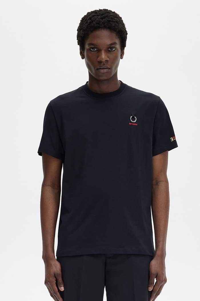 Raf Simons Printed Sleeve T-Shirt(S 102：BLACK): | FRED PERRY ...