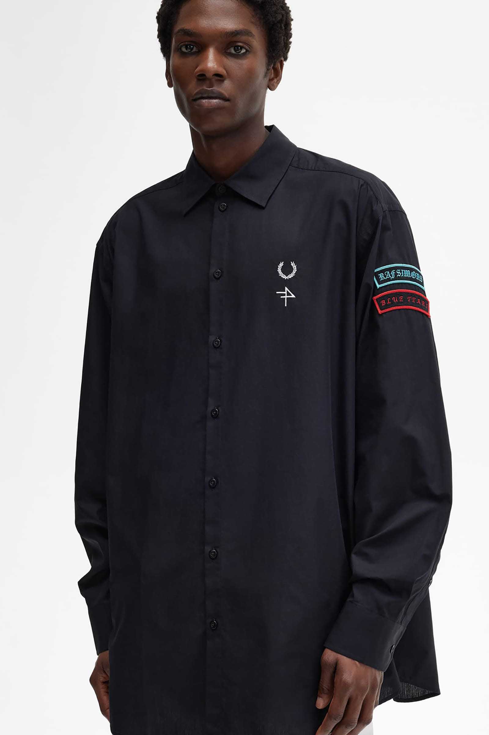 Raf Simons Patched Oversized Shirt(S 102：BLACK): | FRED PERRY