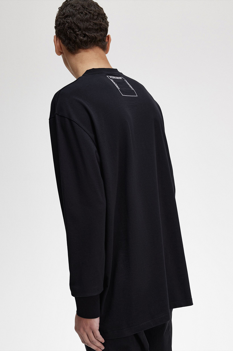 Raf Simons Embroidered Long Sleeve T-Shirt(M 102：BLACK): | FRED