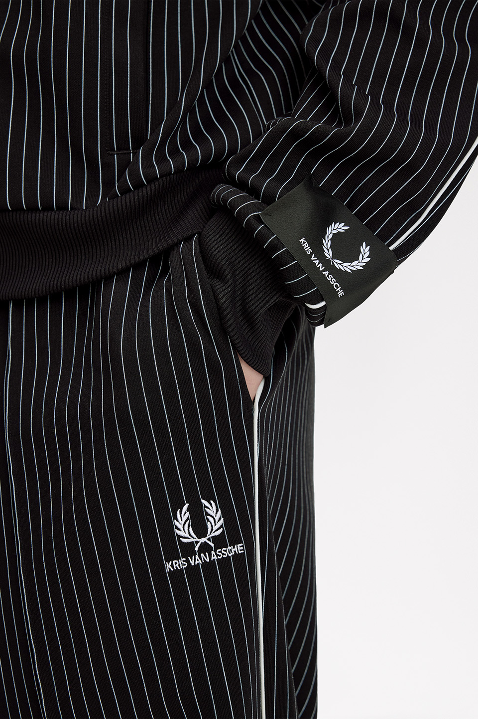 モデル:H186 B92.5 W70 着用サイズ:M