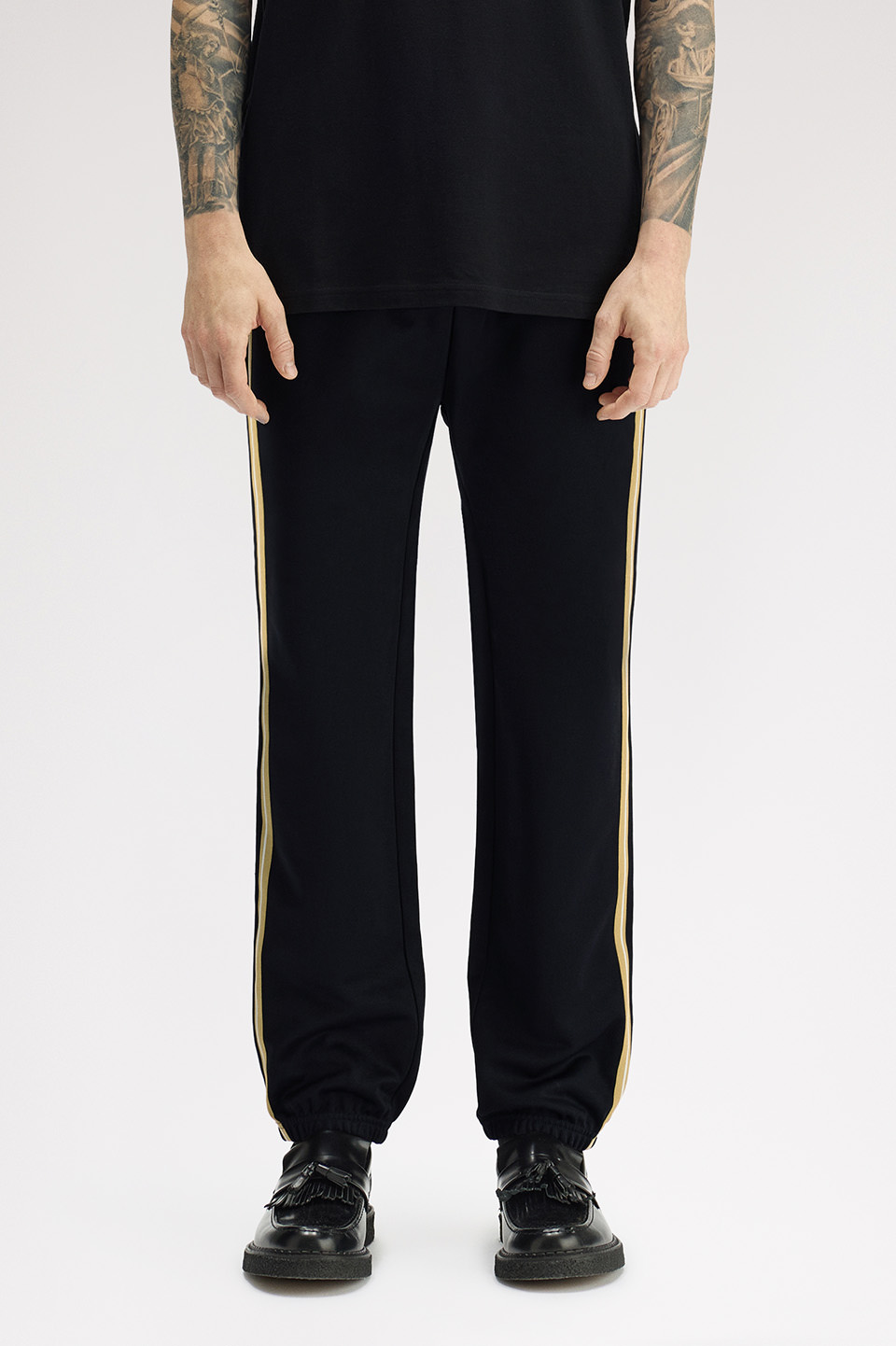 Stripe Tape Track Pants(S 90A：BLACK / CHAMPAGNE): | FRED PERRY