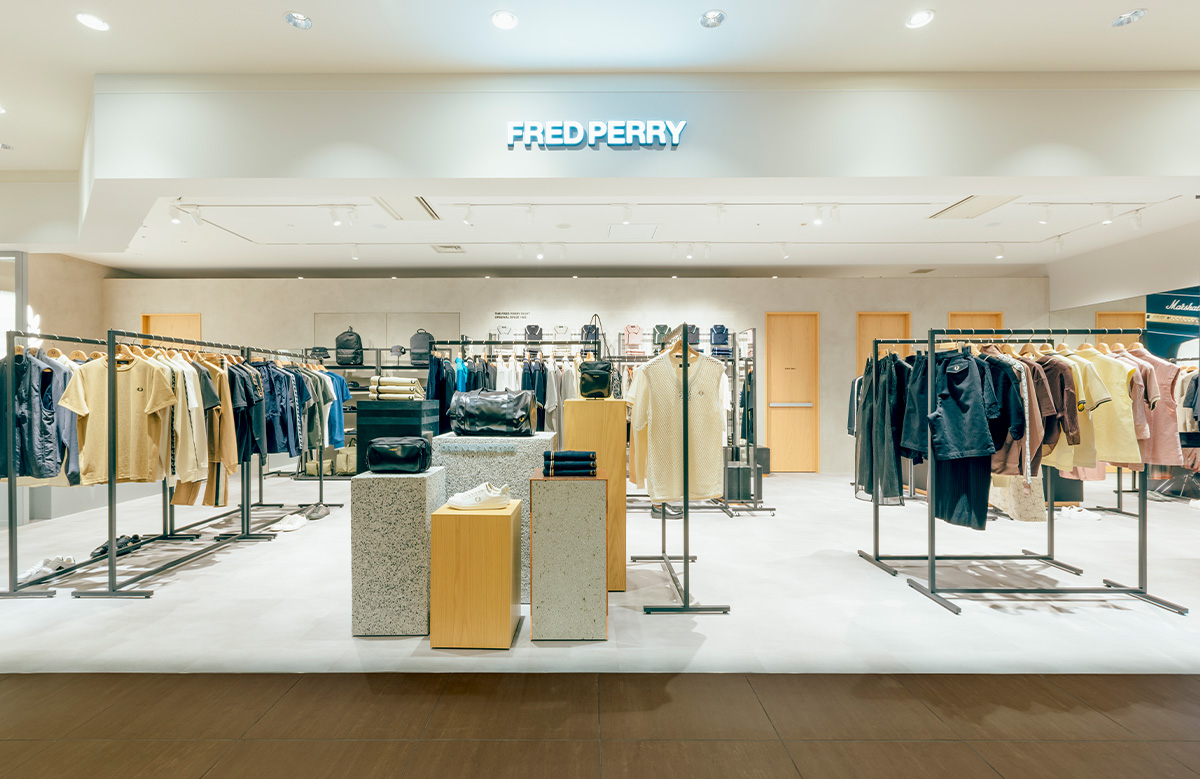 <i>FRED PERRY ルクア大阪</i>