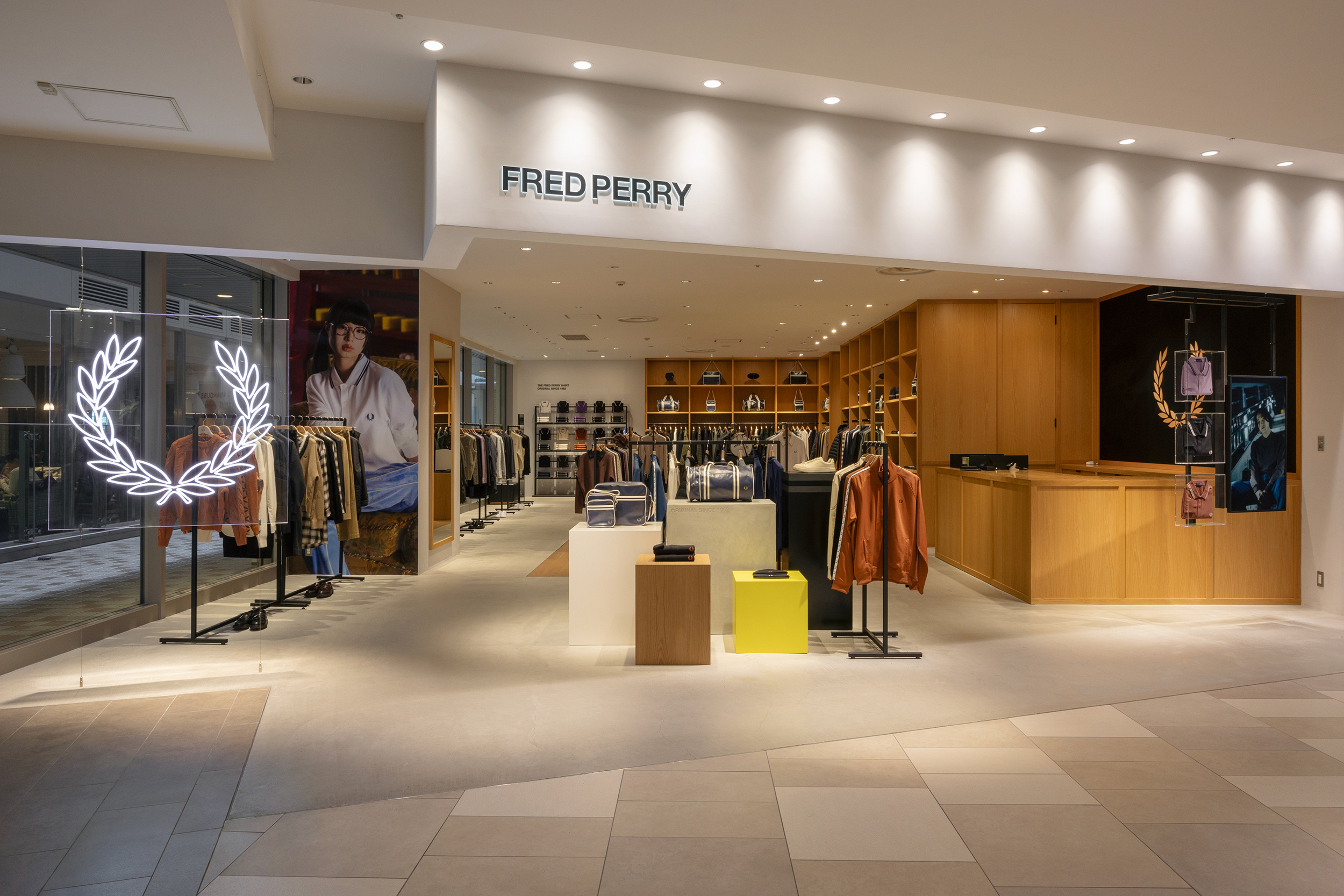 <i>FRED PERRY エスパル仙台</i>