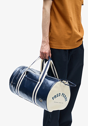 Classic Barrel Bag