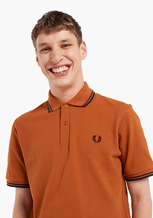 The Fred Perry Shirt - M12