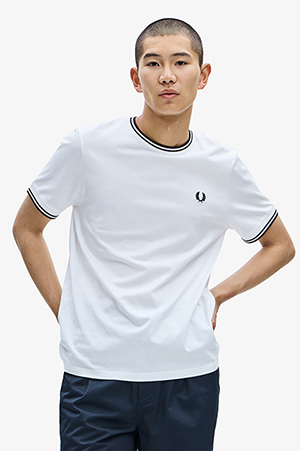 ★★FRED PERRY　Ｔシャツ★★